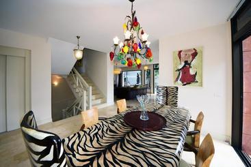 تختخواب و صبحانه Chalet Codivilla