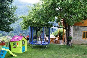 تختخواب و صبحانه Kraljska Koliba   Kralje S Cottage