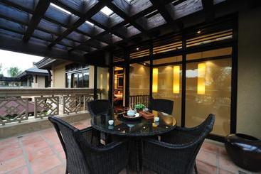 هتل Asia Bay Resort