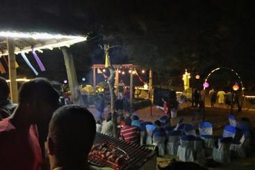 استراحتگاه Campcee By Gokarna Adventure