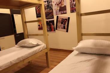 هاستل Bollywood Bed & Breakfast