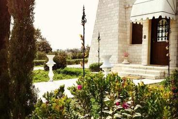 تختخواب و صبحانه Albadido