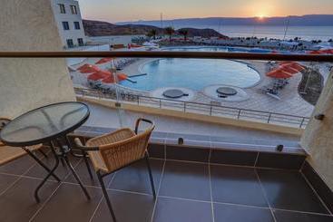 هتل Beau Rivage Resort