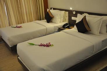Mango Hotels Tansha Regal