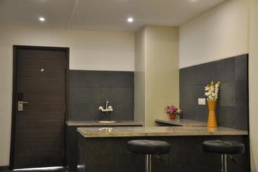 Mango Hotels Tansha Regal