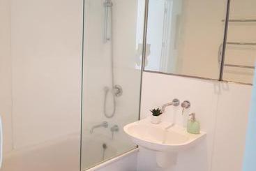 تختخواب و صبحانه Fisher Point  Shared Apartment