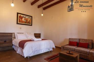 هتل La Casona Monsante