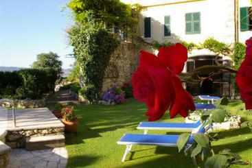هتل Villa Clodia
