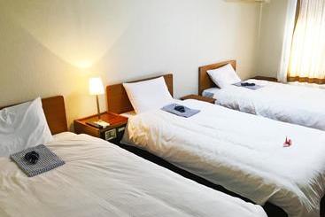 هاستل Royal Inn Nara