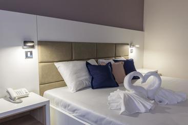 Airport Hotel Garni