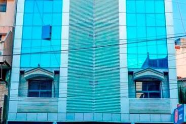 هتل Bhakti, Rajkot