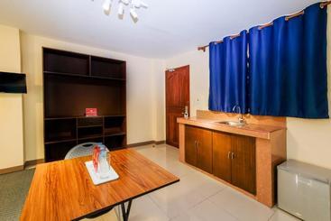 בית מלון כפרי Zen Rooms Mabini Ermita