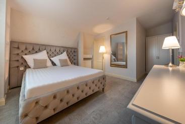 هتل Boutique Casa Fiori