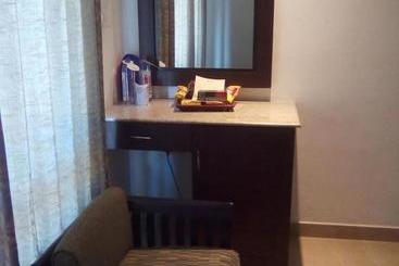 هتل Lalitha Inn