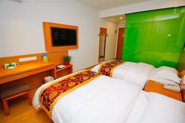 هتل Vatica Shanghai Jiading District Jiangqiao