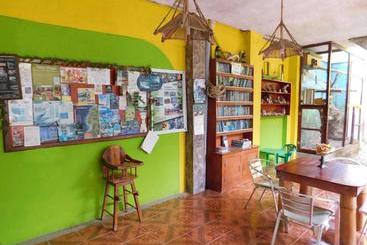 هاستل Hostal Maxima