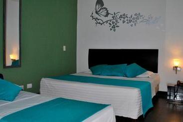 هتل Los Cristales