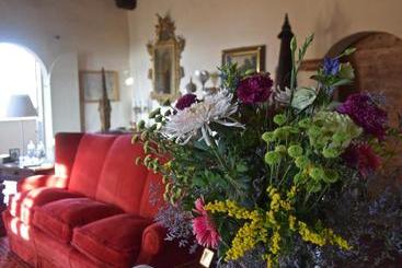 Palazzina Del Chiasso B&b