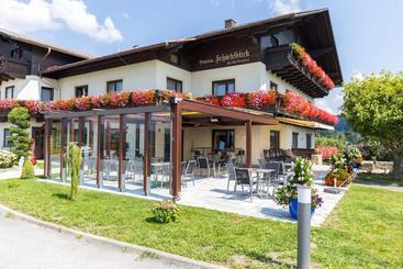 Der Trattner   Hotel Schöcklblick