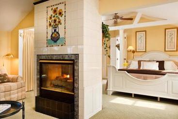 تختخواب و صبحانه Bufflehead Cove Inn
