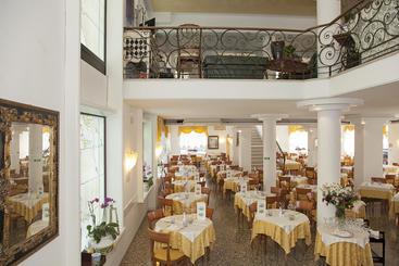 Hotel Elpiro