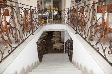 Hotel Elpiro