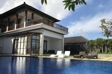 استراحتگاه Indigo Dream Surf & Holiday Retreat