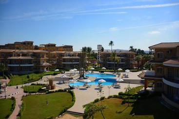 Tolip Inn Resort Fayed