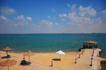 Tolip Inn Resort Fayed