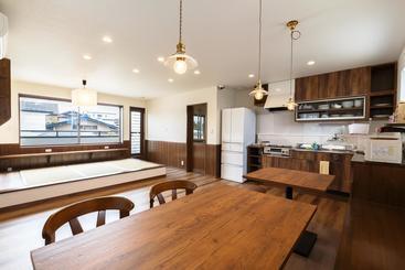 هاستل Maisan Chi Guesthouse & Cafe