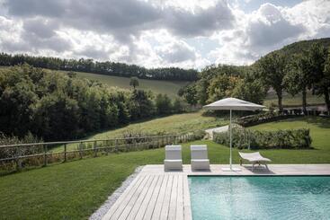 Bed and Breakfast Agriturismo Colle Casini Cortesi