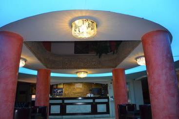 هتل Club Rose Bay