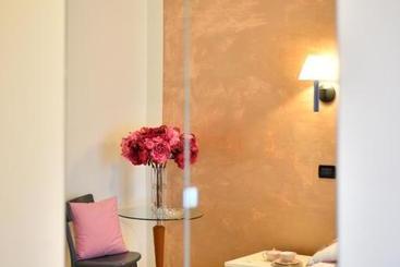 B&b Le Stanze Del Sole