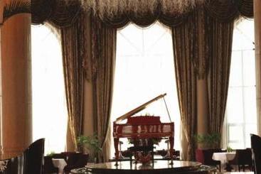 هتل Country Garden Phoenix Shenyang