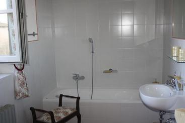 تختخواب و صبحانه Agriturismo Cascina Fiamberta
