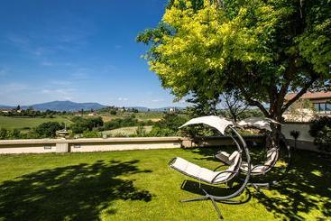 Broncigliano Luxury B&b