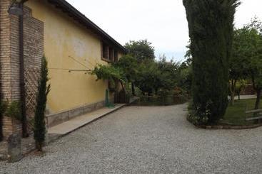 B&b Ai Tre Confini