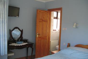 تختخواب و صبحانه Bayview House