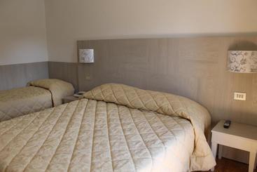 هتل Albergo Ristorante K2
