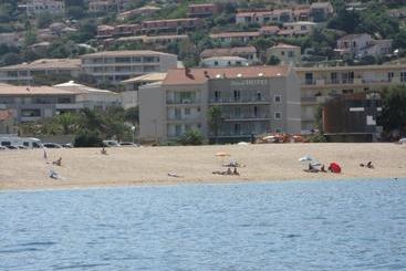 هتل Hôtel Beach