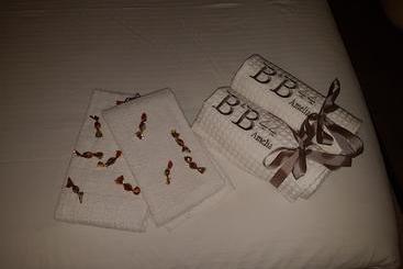 B&b44