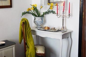 تختخواب و صبحانه Art&kitchen