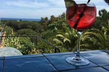 هتل Hôtel Les Bouis   Vue Mer