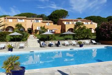 هتل Hôtel Les Bouis   Vue Mer