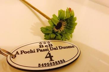 تختخواب و صبحانه A Due Passi Dal Centro