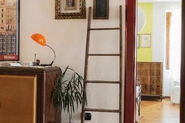 تختخواب و صبحانه La Casa Delle Zie