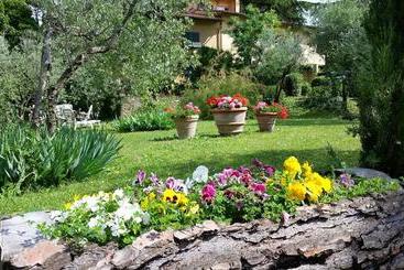 B&b Ulivi Di Castello