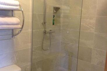 Benbulben Farmhouse B&b