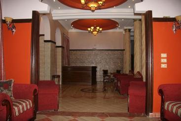 هتل Fouad
