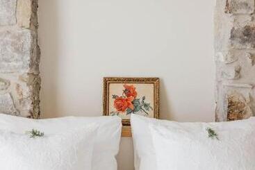مبيت وإفطار Apricus Locanda Boutique